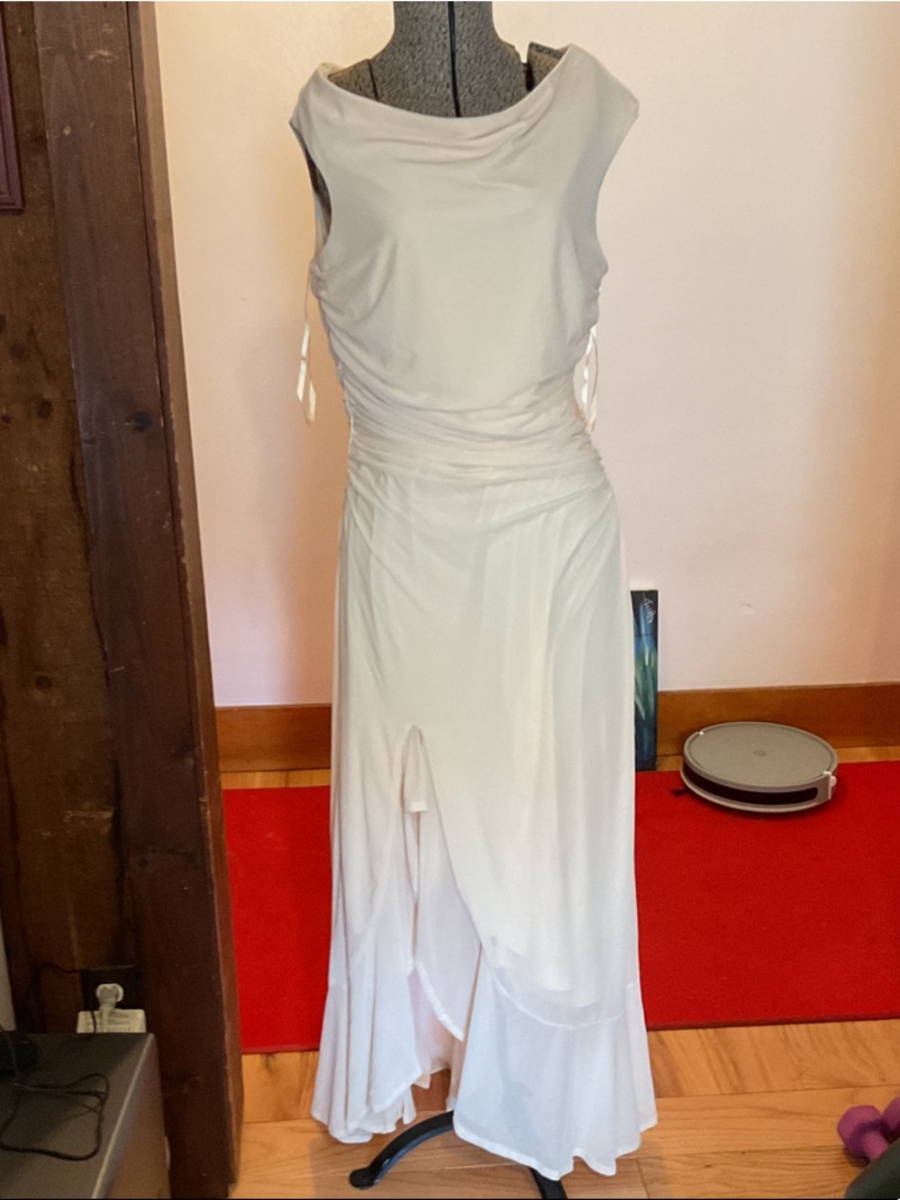 Selfie Leslie Light Yellow One-Shoulder Ruched Maxi Dress - Picture 2 of 3